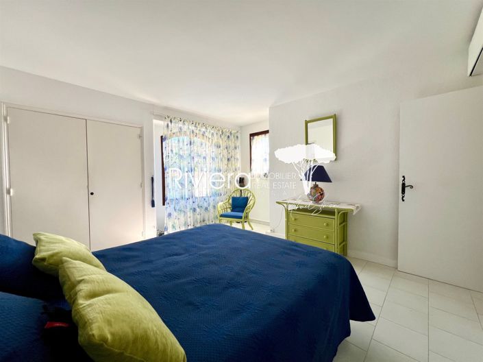 Image No.31-5 Bed House for sale