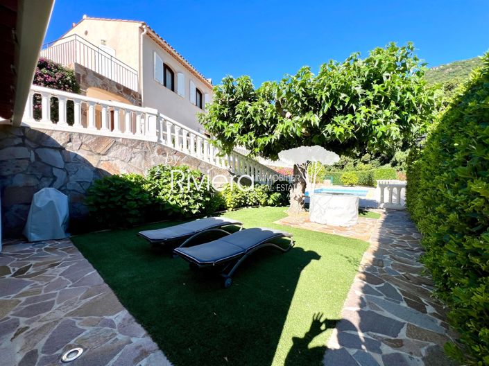 Image No.45-5 Bed House for sale