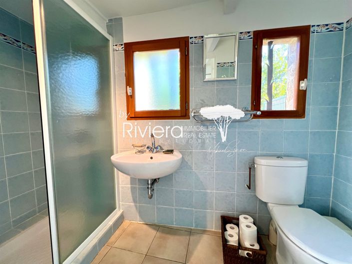 Image No.47-5 Bed House for sale
