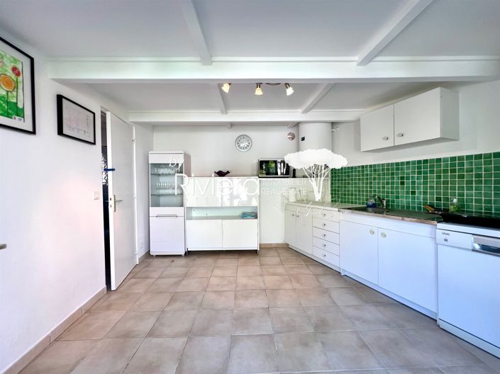 Image No.48-5 Bed House for sale