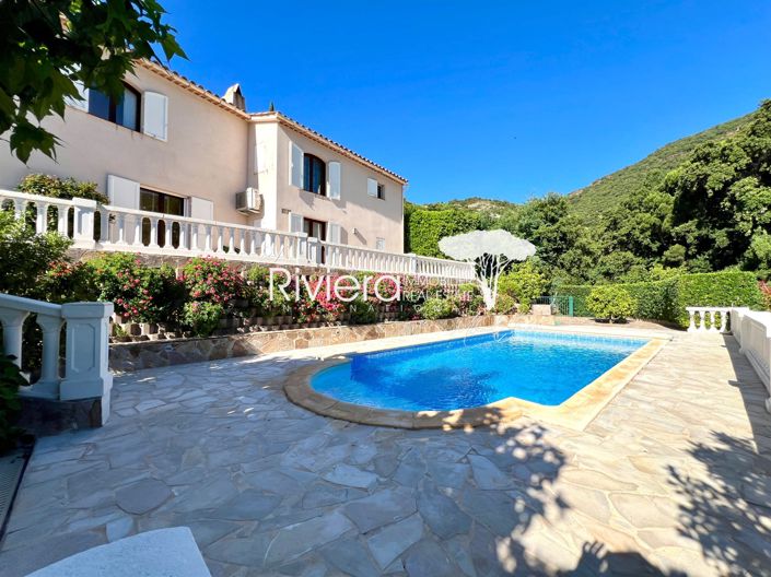 Image No.52-5 Bed House for sale