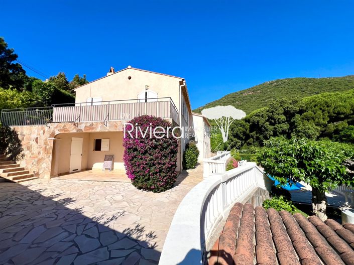 Image No.54-5 Bed House for sale