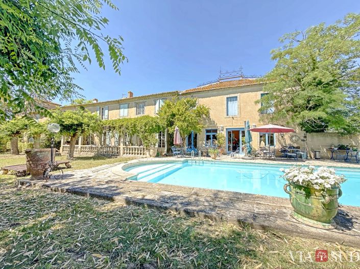 Image No.2-8 Bed House for sale
