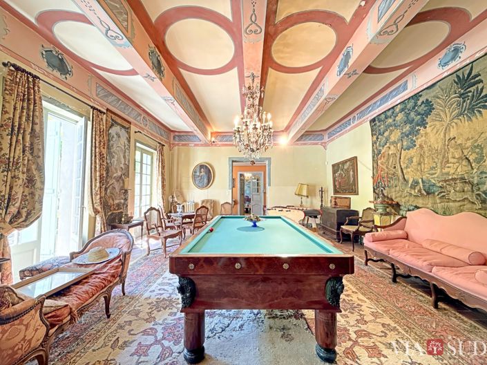 Image No.7-8 Bed House for sale