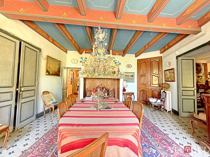 Image No.9-8 Bed House for sale
