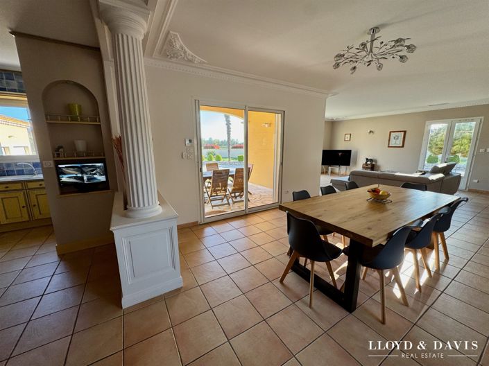 Image No.4-4 Bed House for sale
