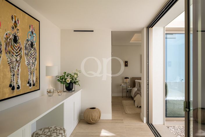 Image No.22-6 Bed House for sale