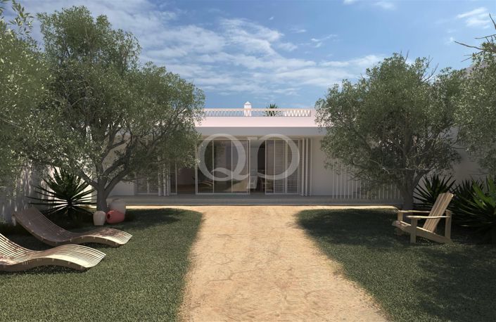Image No.11-3 Bed House for sale