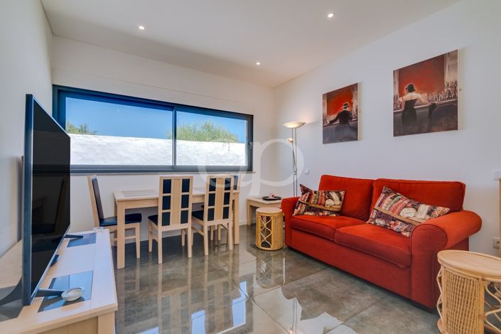 Image No.42-4 Bed House for sale