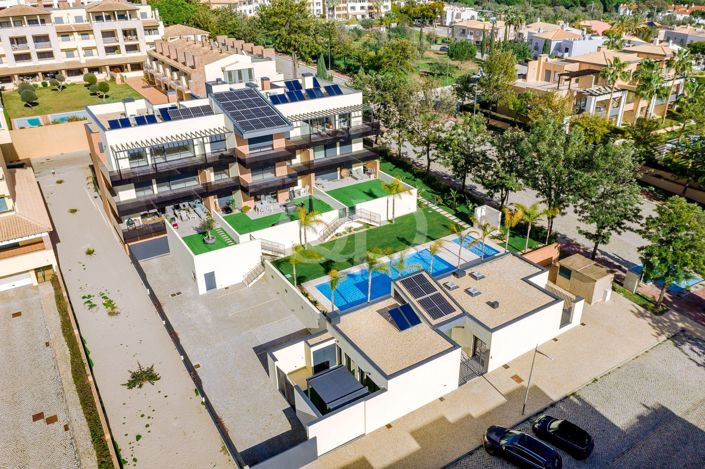 Image No.28-3 Bed Apartment for sale