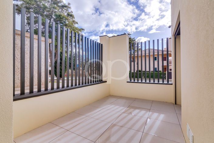 Image No.40-3 Bed Apartment for sale