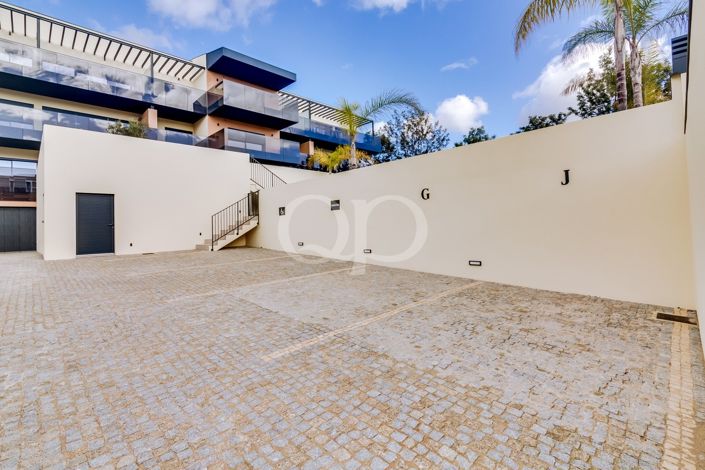 Image No.42-3 Bed Apartment for sale