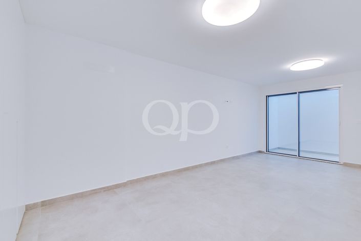 Image No.32-4 Bed House for sale