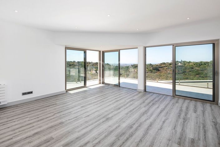 Image No.4-4 Bed House for sale