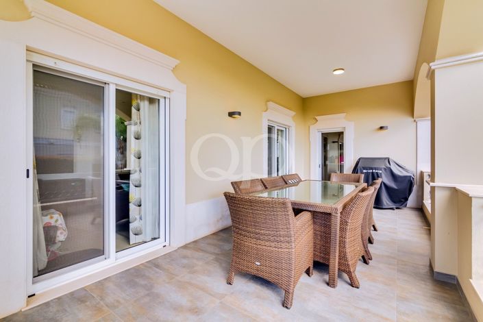 Image No.20-4 Bed House for sale