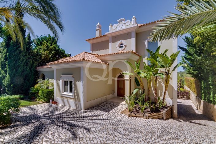 Image No.5-4 Bed House for sale