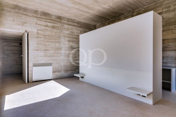Image No.37-4 Bed House for sale