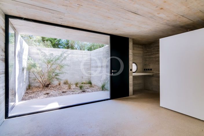 Image No.51-4 Bed House for sale