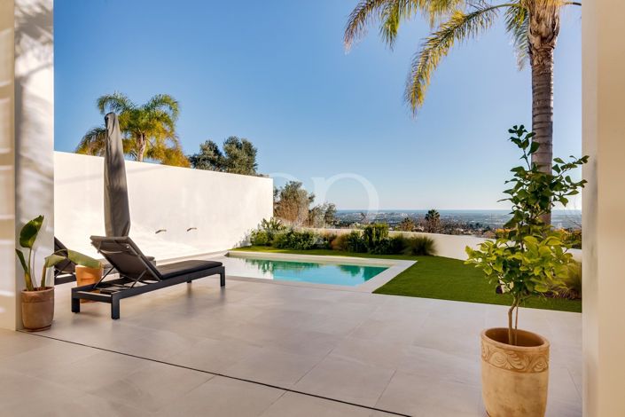 Image No.15-4 Bed House for sale