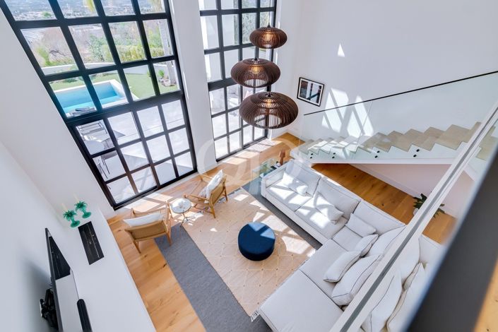 Image No.17-4 Bed House for sale
