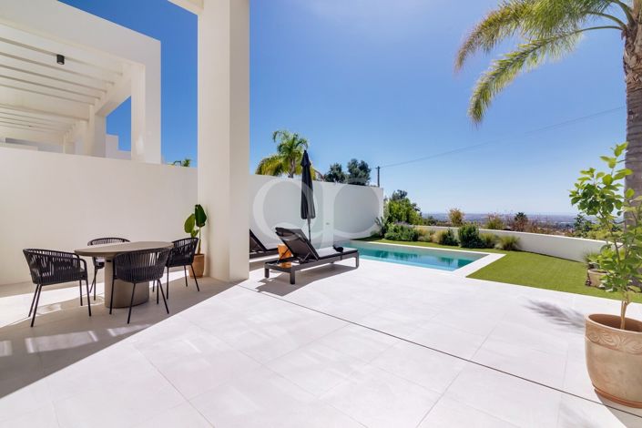Image No.25-4 Bed House for sale