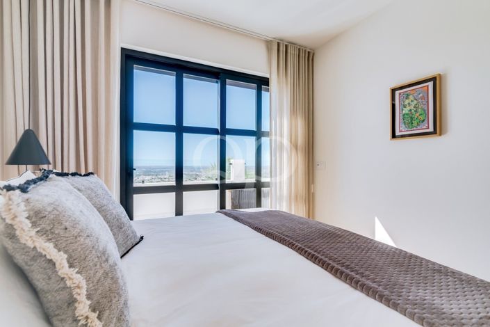 Image No.31-4 Bed House for sale