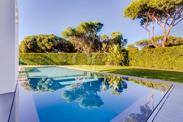 Image No.24-4 Bed House for sale