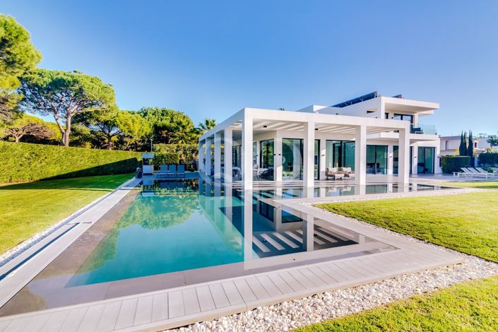 Image No.30-4 Bed House for sale
