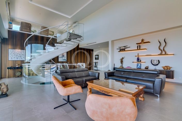 Image No.20-3 Bed House for sale