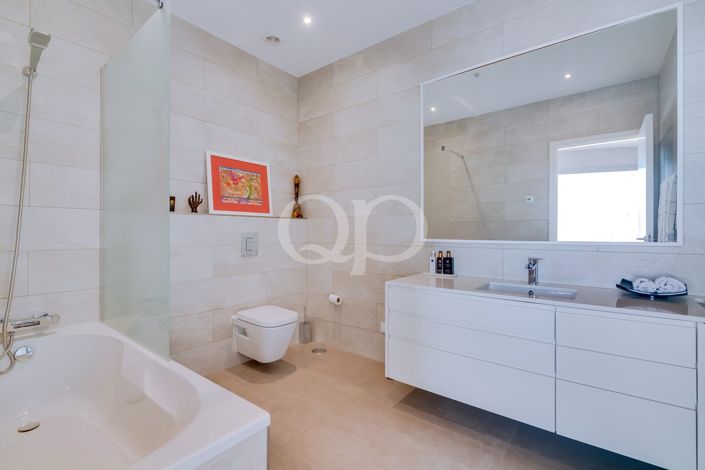 Image No.34-3 Bed House for sale