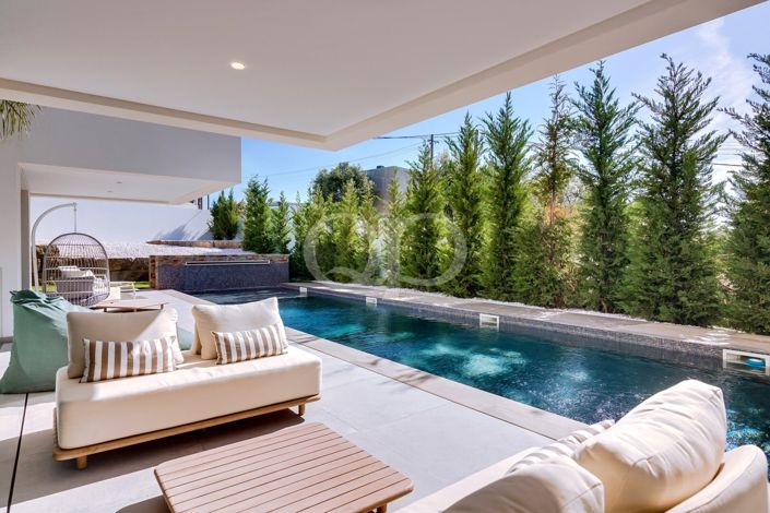 Image No.24-4 Bed House for sale