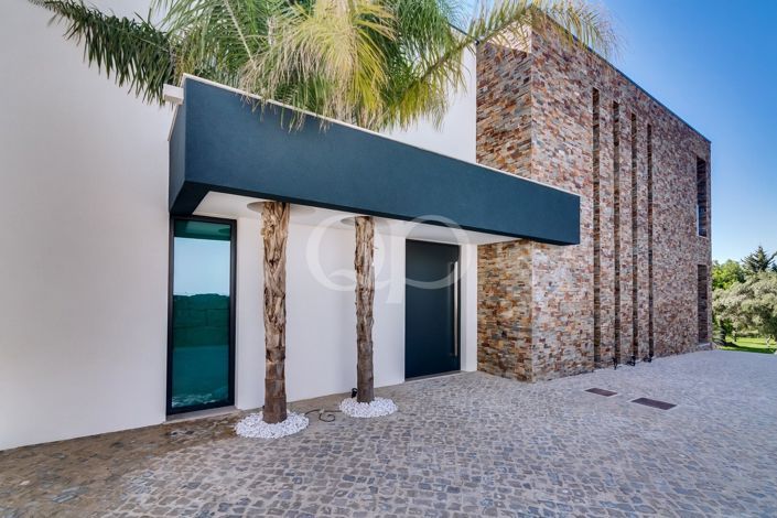 Image No.29-4 Bed House for sale
