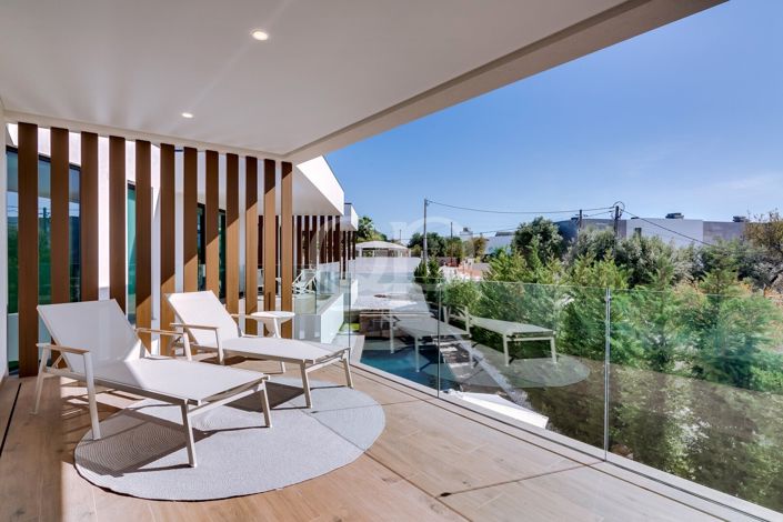 Image No.36-4 Bed House for sale
