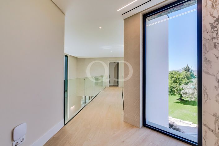 Image No.37-4 Bed House for sale