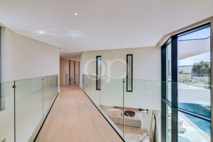 Image No.39-4 Bed House for sale