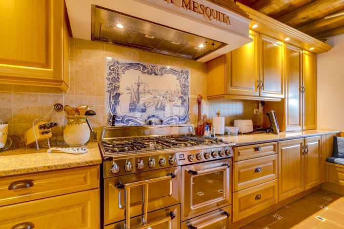 Image No.24-3 Bed House for sale