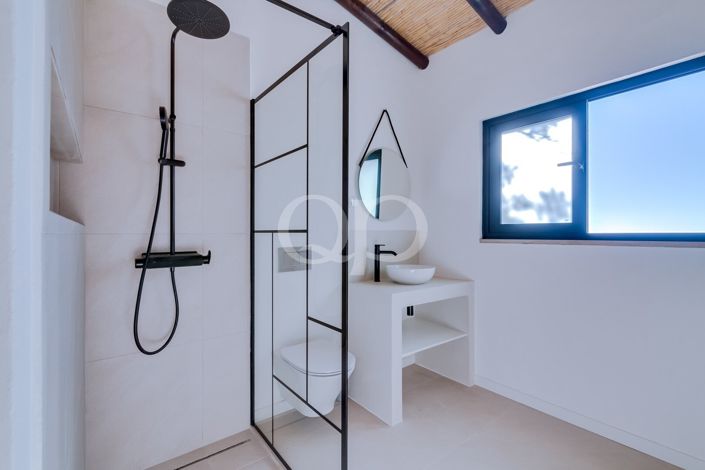 Image No.52-3 Bed House for sale