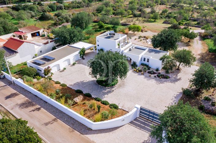 Image No.31-3 Bed House for sale