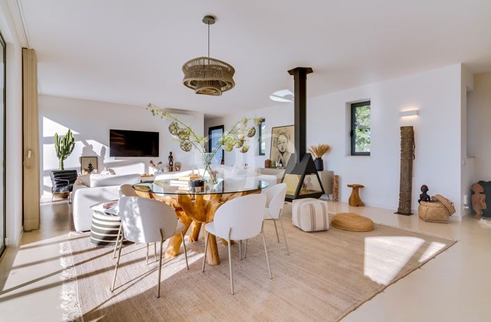 Image No.49-3 Bed House for sale