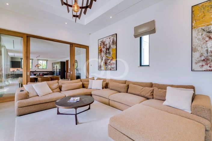 Image No.23-4 Bed House for sale