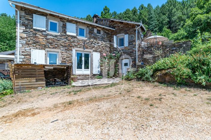 Image No.2-4 Bed House for sale