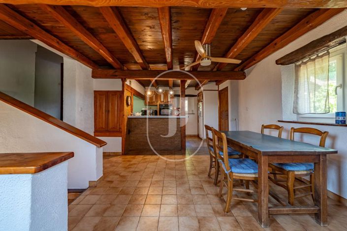Image No.6-4 Bed House for sale