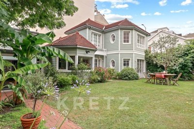 1 - Courbevoie, House