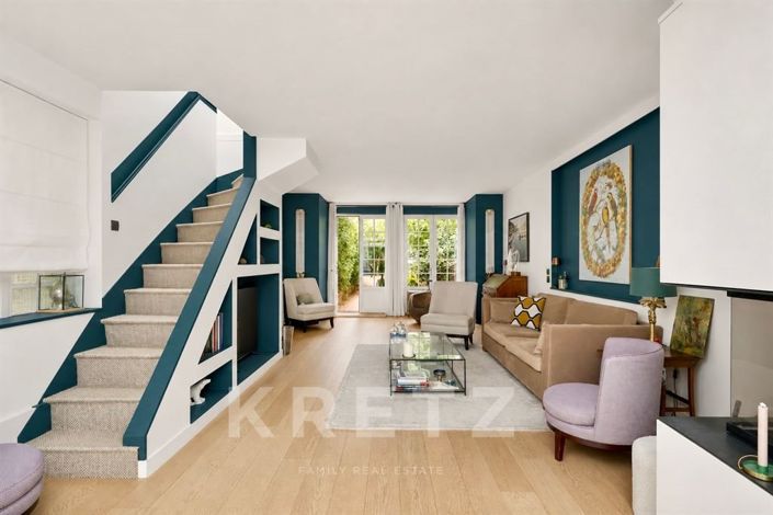 Image No.2-6 Bed House for sale