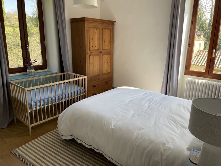 Image No.14-5 Bed House for sale