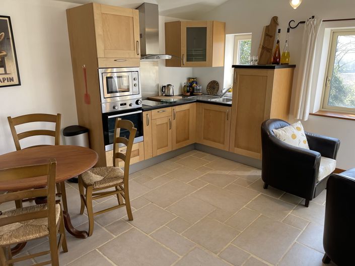 Image No.19-5 Bed House for sale