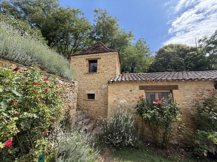 Image No.4-5 Bed House for sale