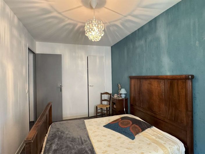Image No.25-2 Bed House for sale