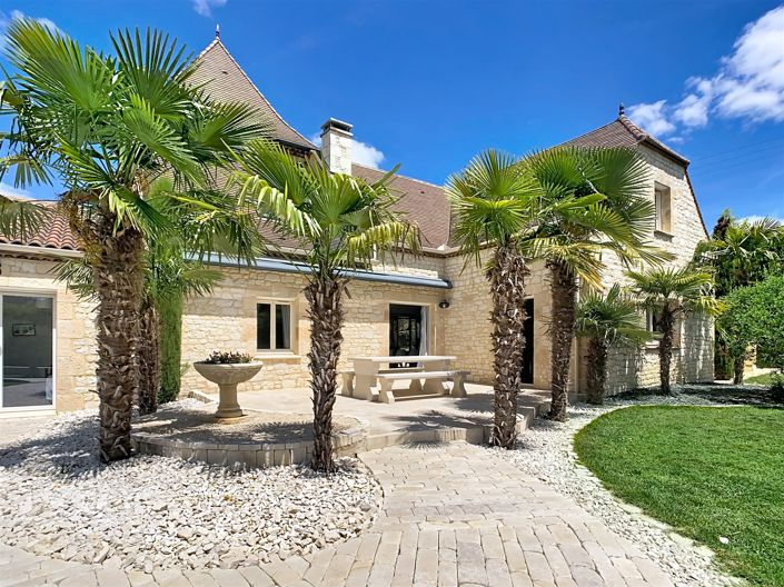 Image No.19-4 Bed House for sale