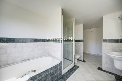 a2em3gi2lcmoda9315